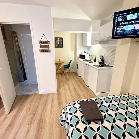 Coconia Rdc - Proche Centre & Gare - Wifi